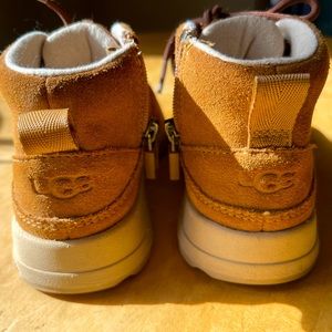 UGG Toddler Neumel Boots Size 8